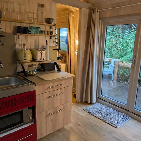 Le Bleu - Jacuzzi Apartment